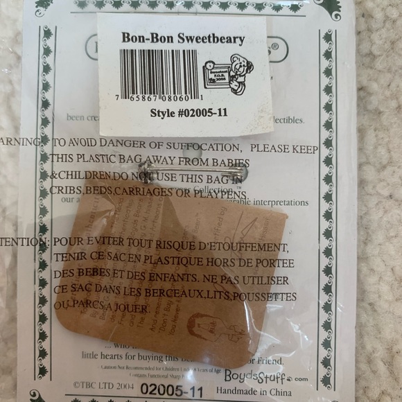 Boyd Bear Pin Lot - 7 new pins in packaging - Picture 10 of 14